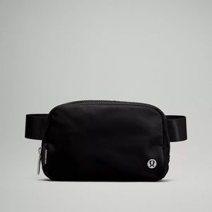 Lululemon Black everywhere belt bag